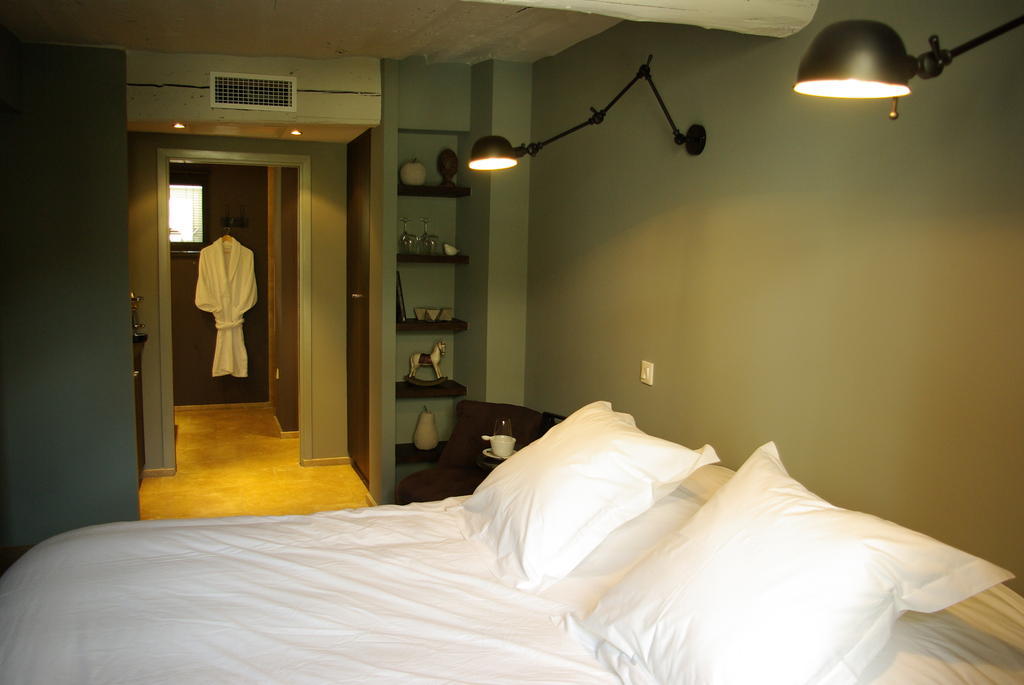 Les Chambres De L'Oustalet, Chambres D'Hotes Et Restaurant Etoile 지공다스 객실 사진